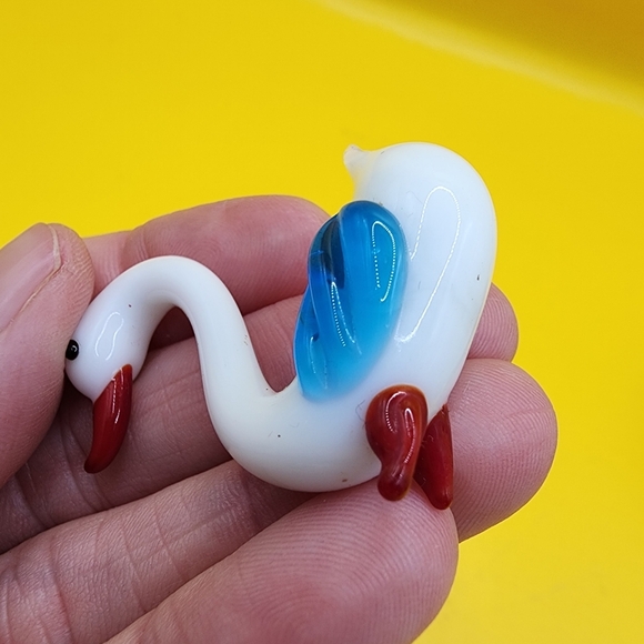 Vintage Glass Swan 1.5" Figurine Hand Blown White Blue - Picture 3 of 4